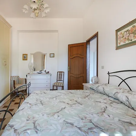 Il Carrubo,